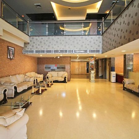 Capital O 7331 Hotel Downtown 뉴델리 외부 사진