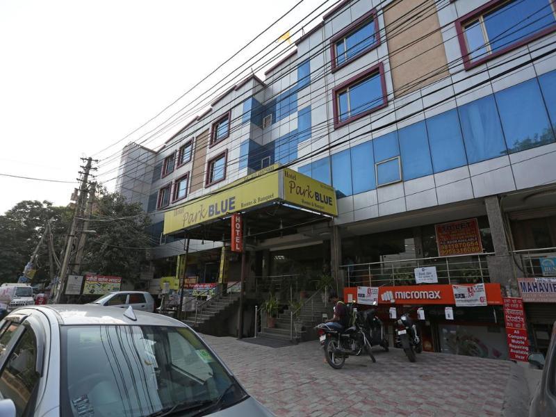 Capital O 7331 Hotel Downtown 뉴델리 외부 사진