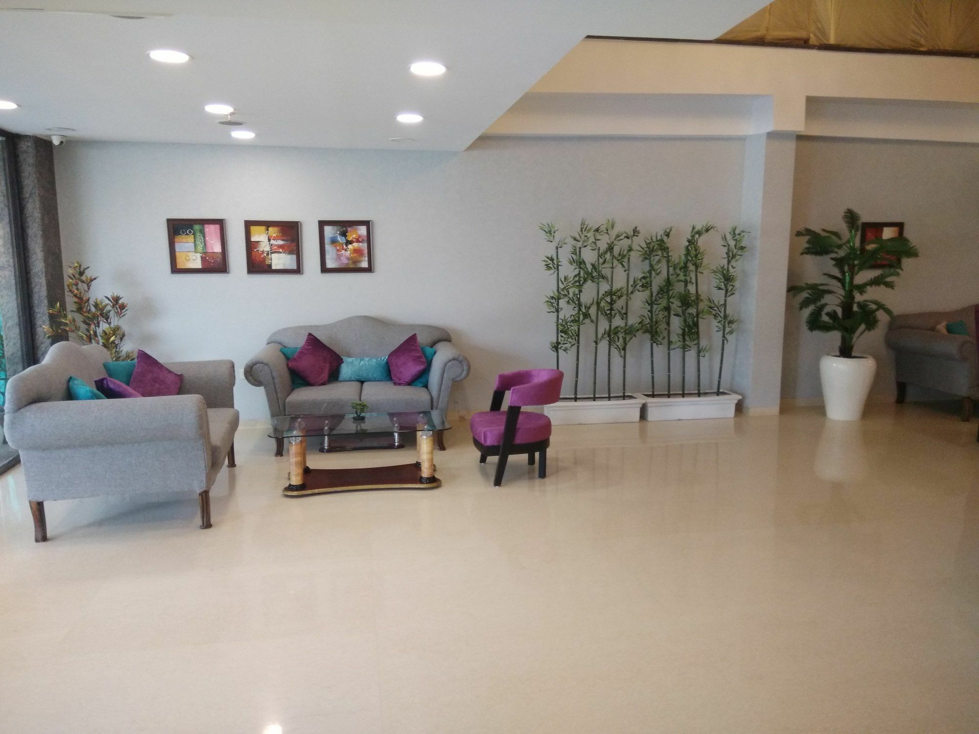Capital O 7331 Hotel Downtown 뉴델리 외부 사진