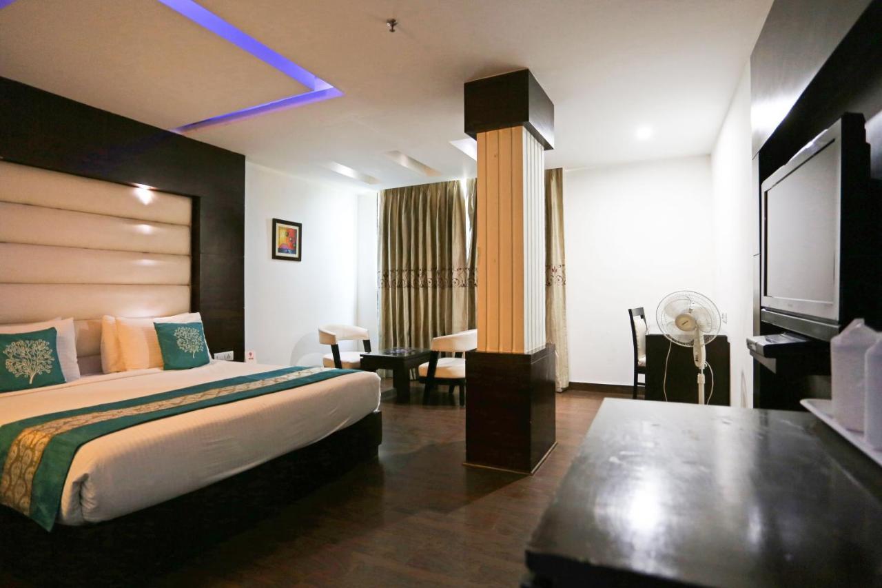 Capital O 7331 Hotel Downtown 뉴델리 외부 사진